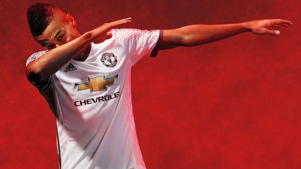 lingard-dab-uniform.jpg